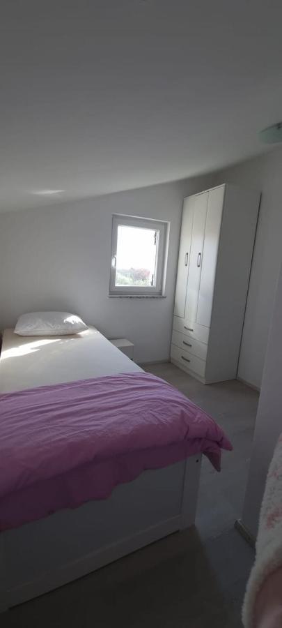Apartmani Lanterna Đảo Krk Ngoại thất bức ảnh