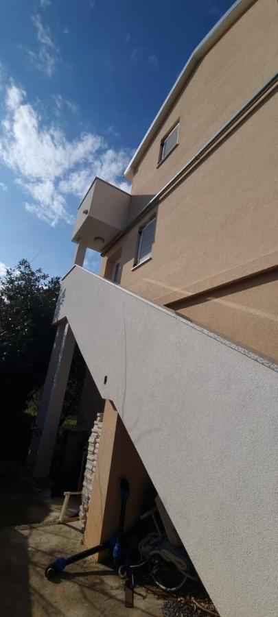 Apartmani Lanterna Đảo Krk Ngoại thất bức ảnh